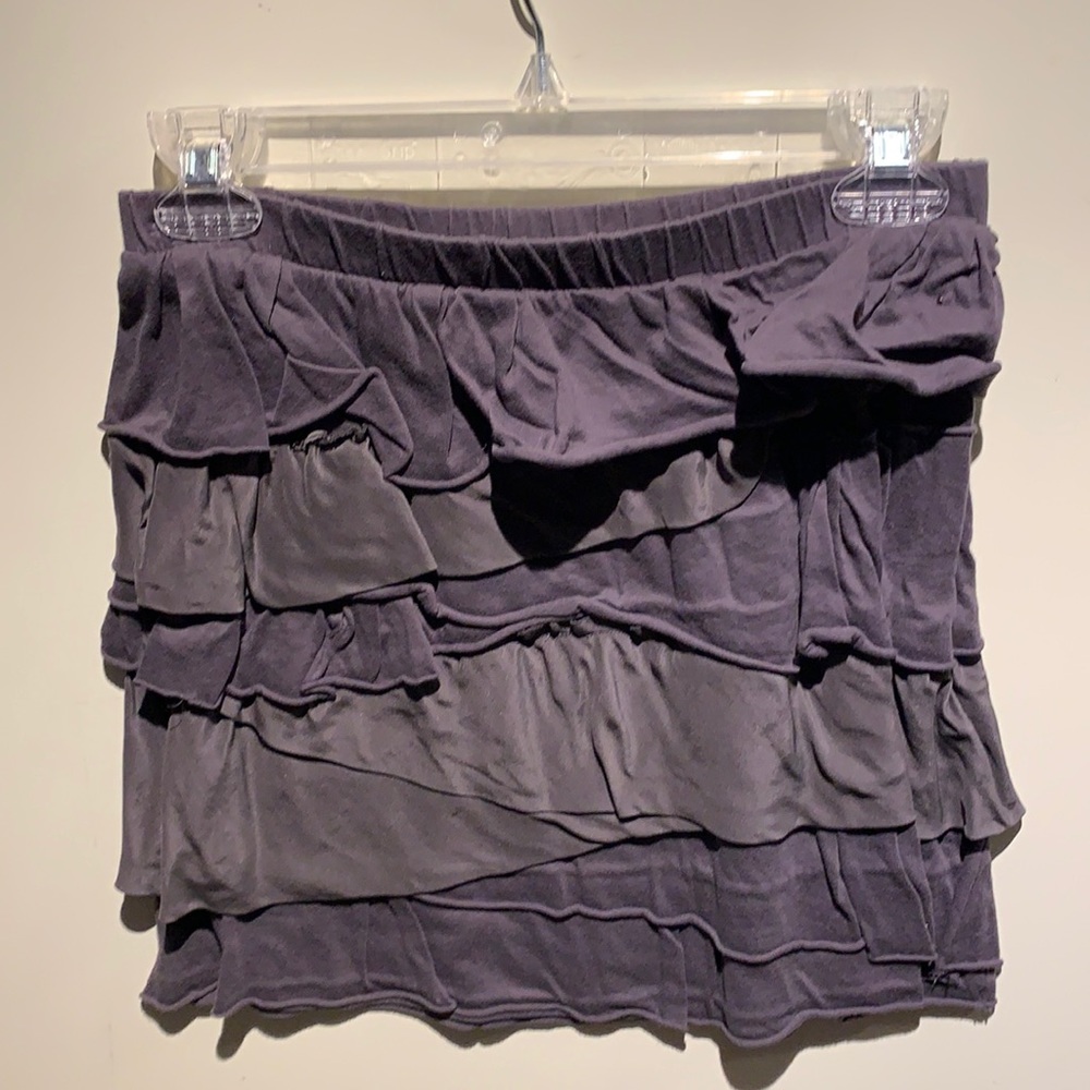 Crewcuts girls size 14 Gray ruffled skirt